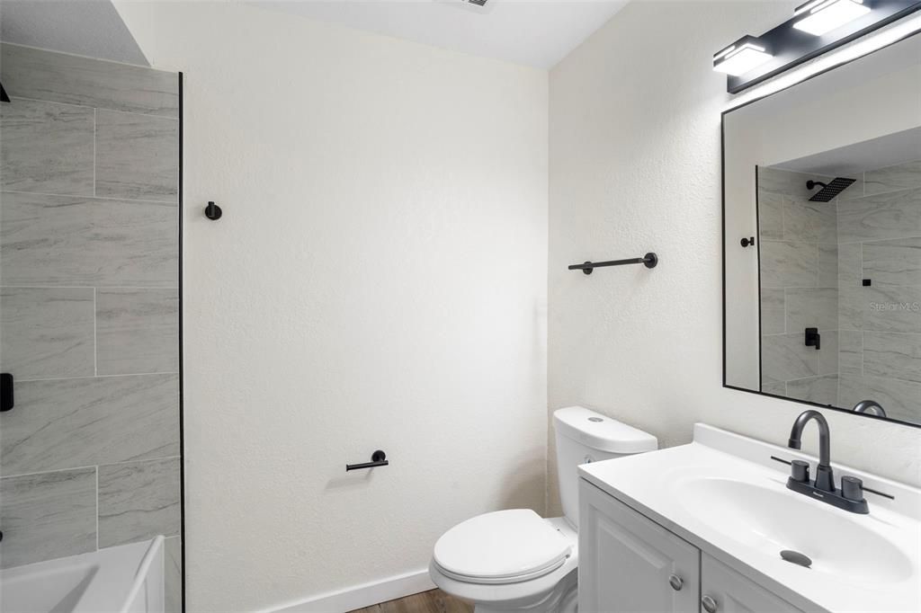 En Venta: $339,000 (4 camas, 2 baños, 1529 Pies cuadrados)