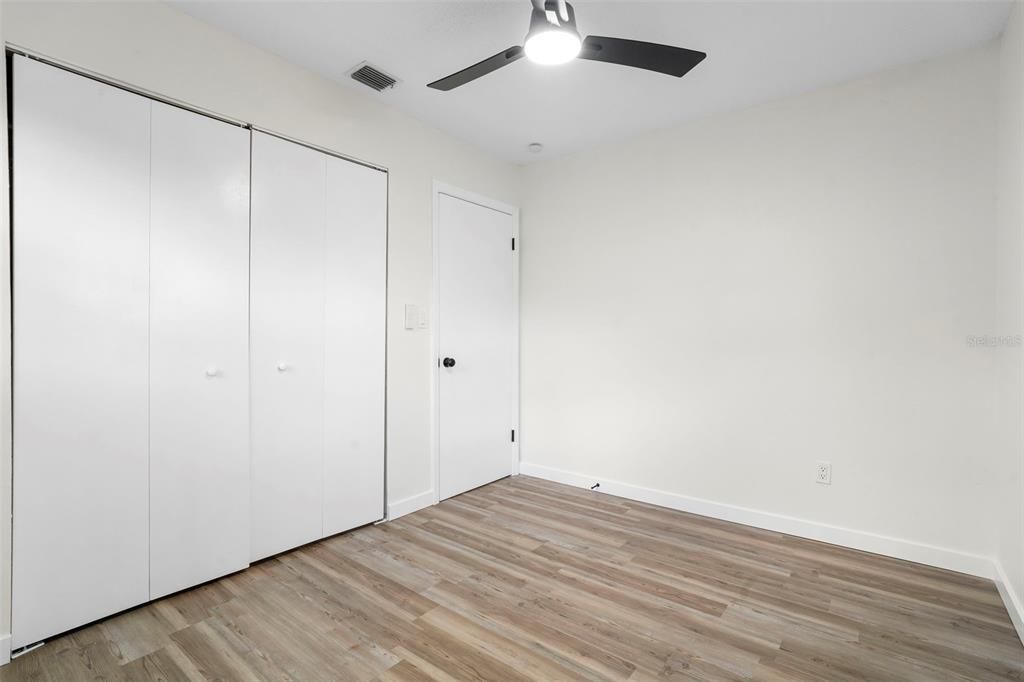 En Venta: $339,000 (4 camas, 2 baños, 1529 Pies cuadrados)