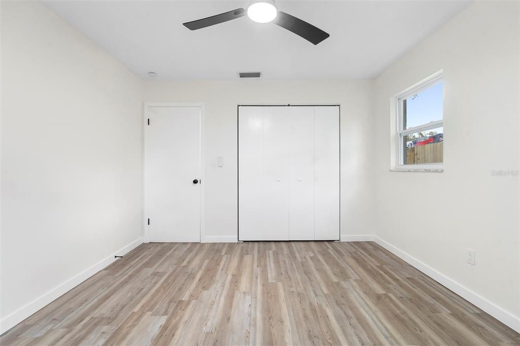 En Venta: $339,000 (4 camas, 2 baños, 1529 Pies cuadrados)