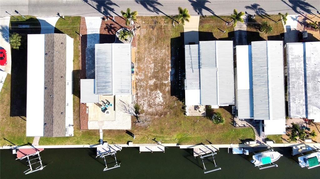 For Sale: $90,000 (0.10 acres)