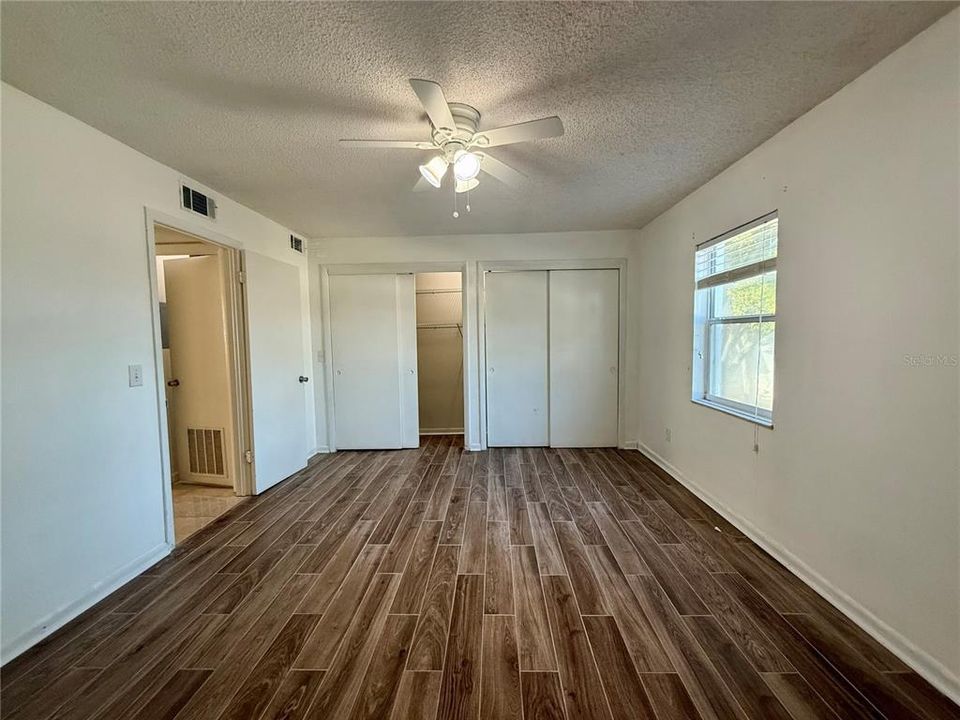 For Rent: $1,250 (1 beds, 1 baths, 760 Square Feet)