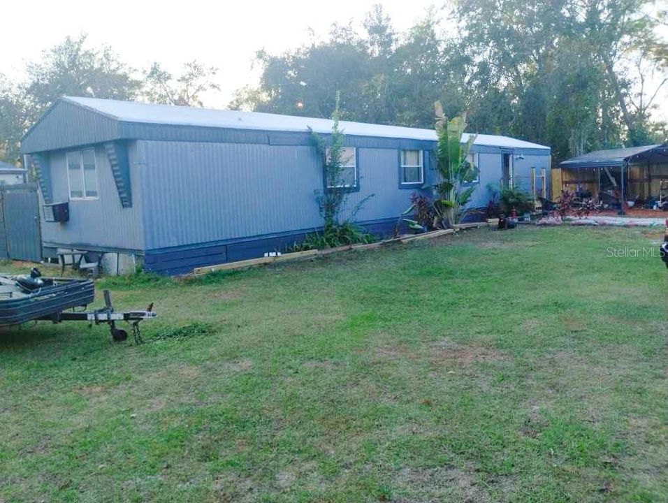 For Sale: $113,900 (3 beds, 1 baths, 924 Square Feet)