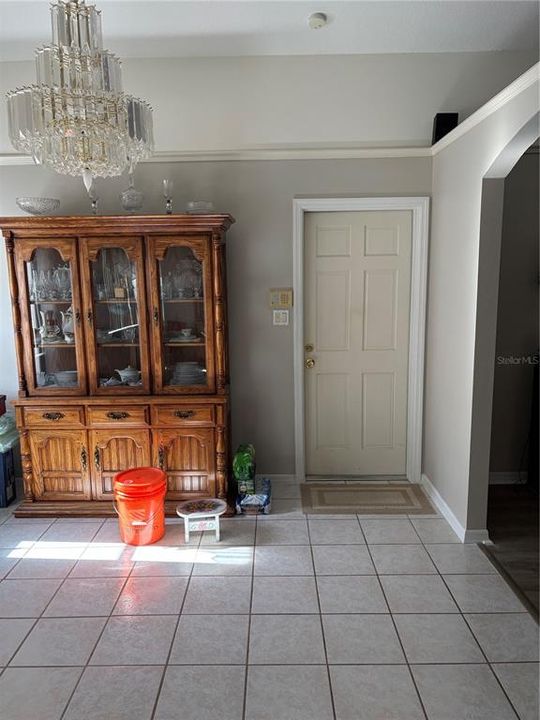 На продажу: $325,000 (2 спален, 2 ванн, 1786 Квадратных фут)