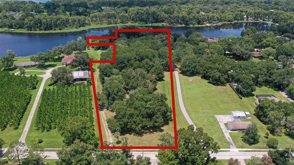 待售: $1,395,000 (6.46 acres)