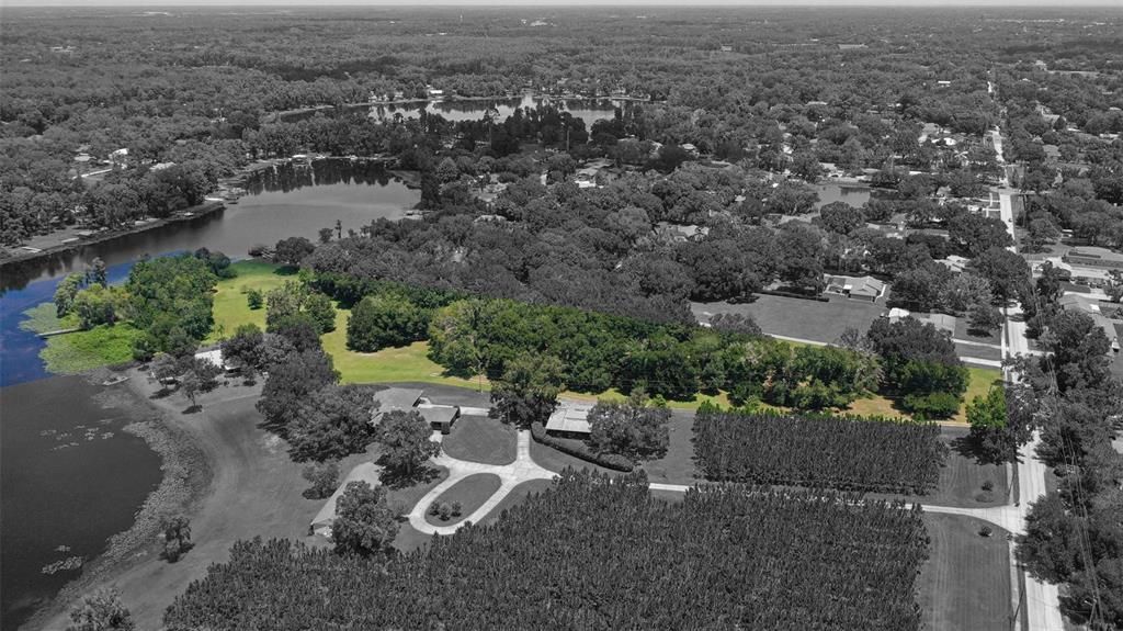 待售: $1,395,000 (6.46 acres)