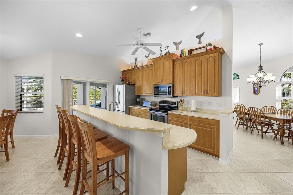 На продажу: $995,000 (4 спален, 2 ванн, 2180 Квадратных фут)