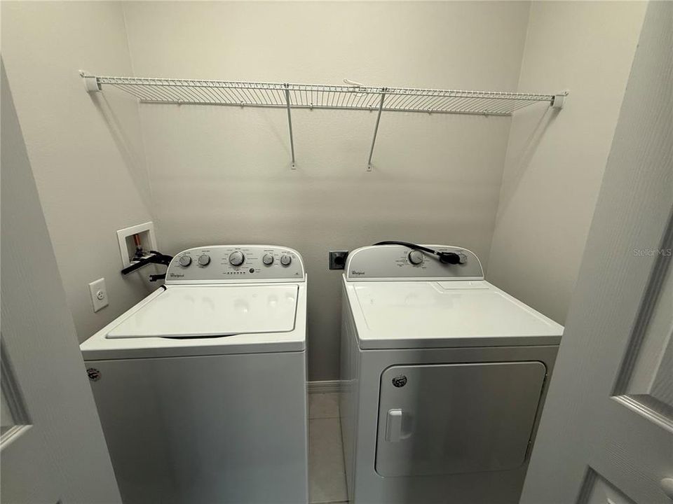 В аренду: $2,100 (3 спален, 2 ванн, 1703 Квадратных фут)