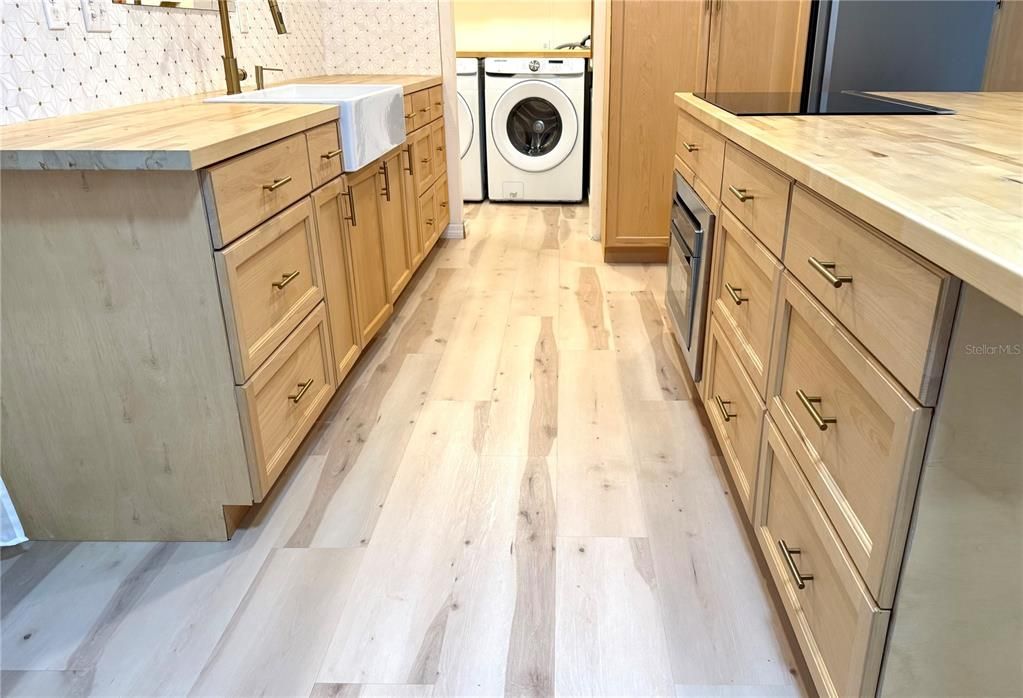 For Sale: $350,000 (3 beds, 2 baths, 1200 Square Feet)