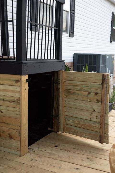 For Sale: $350,000 (3 beds, 2 baths, 1200 Square Feet)