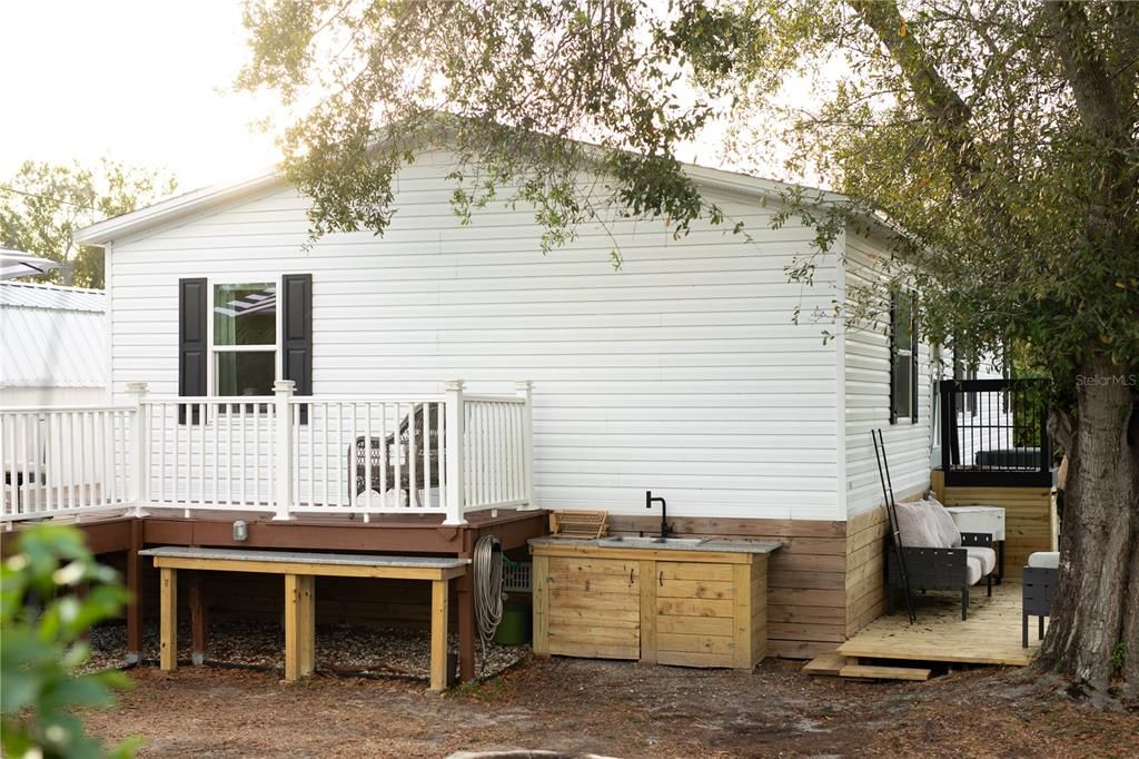 For Sale: $350,000 (3 beds, 2 baths, 1200 Square Feet)