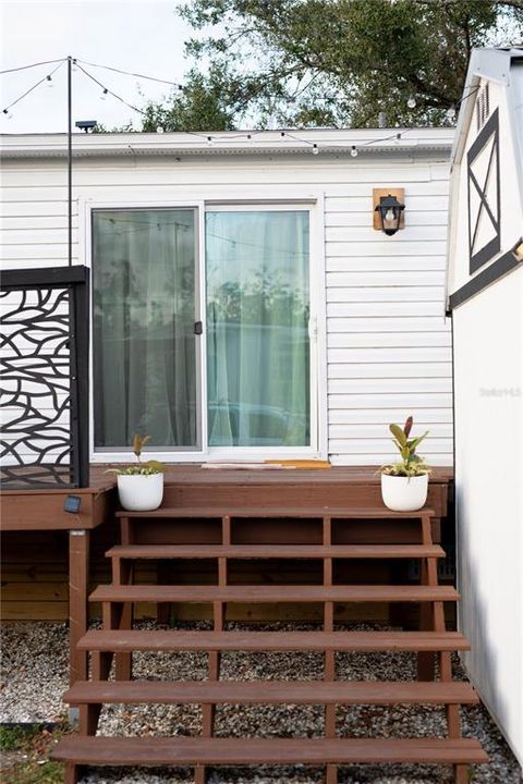 For Sale: $350,000 (3 beds, 2 baths, 1200 Square Feet)