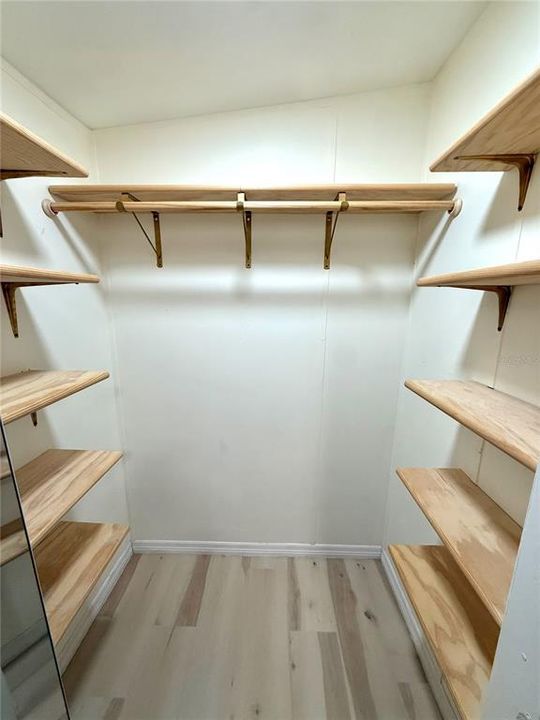 For Sale: $350,000 (3 beds, 2 baths, 1200 Square Feet)