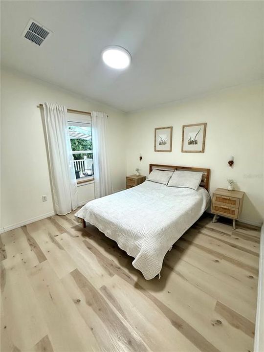 For Sale: $350,000 (3 beds, 2 baths, 1200 Square Feet)