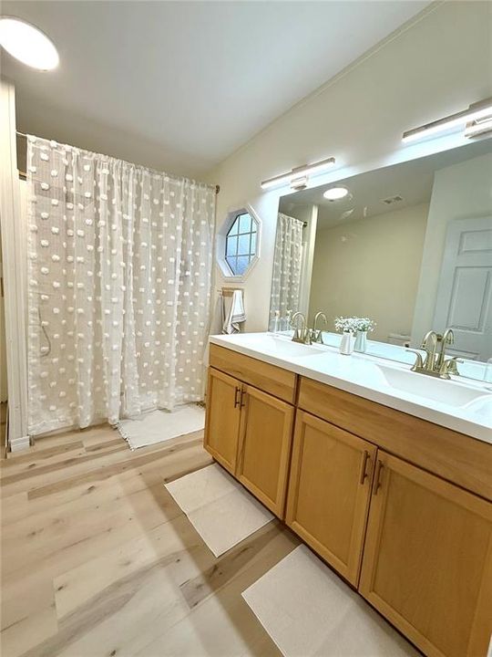 For Sale: $350,000 (3 beds, 2 baths, 1200 Square Feet)