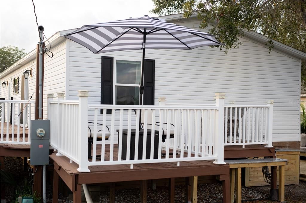 For Sale: $350,000 (3 beds, 2 baths, 1200 Square Feet)