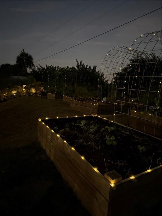 For Sale: $350,000 (3 beds, 2 baths, 1200 Square Feet)