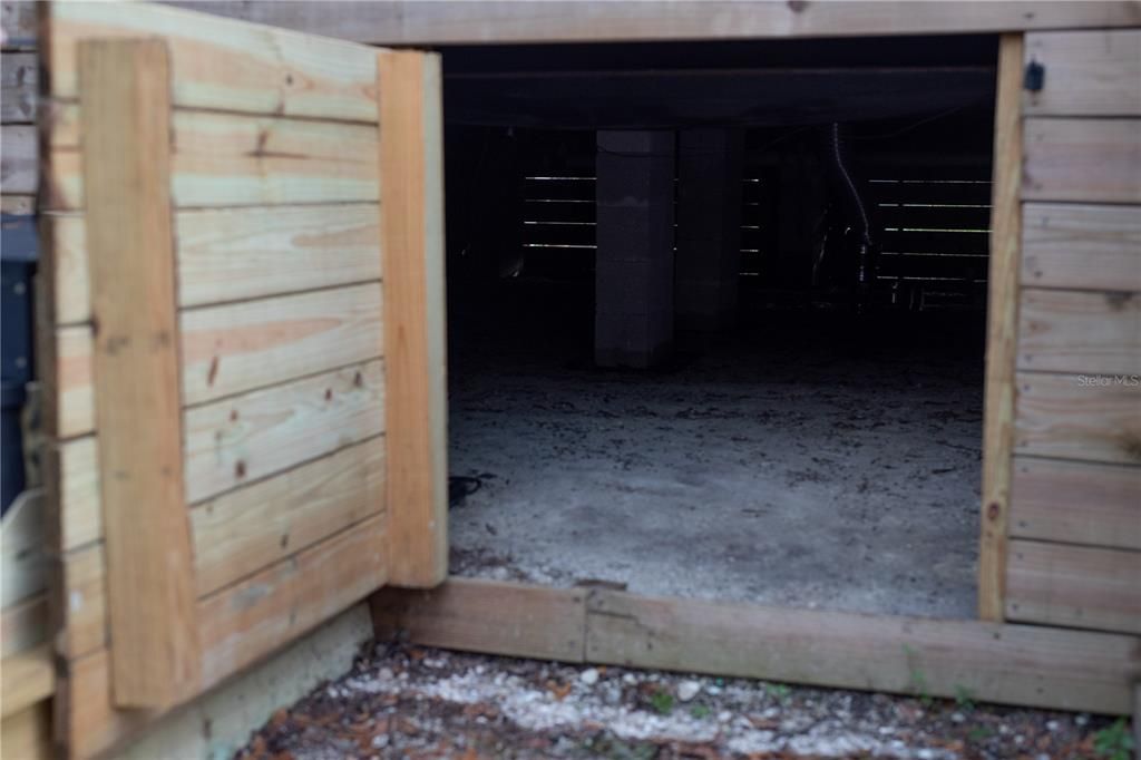 For Sale: $350,000 (3 beds, 2 baths, 1200 Square Feet)