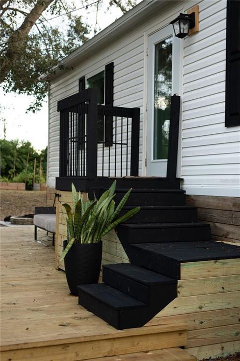 For Sale: $350,000 (3 beds, 2 baths, 1200 Square Feet)