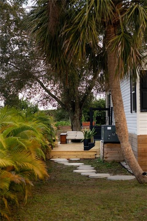 For Sale: $350,000 (3 beds, 2 baths, 1200 Square Feet)