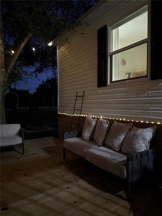 For Sale: $350,000 (3 beds, 2 baths, 1200 Square Feet)