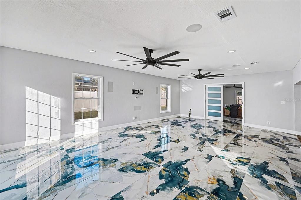 待售: $525,000 (3 贝兹, 2 浴室, 2183 平方英尺)