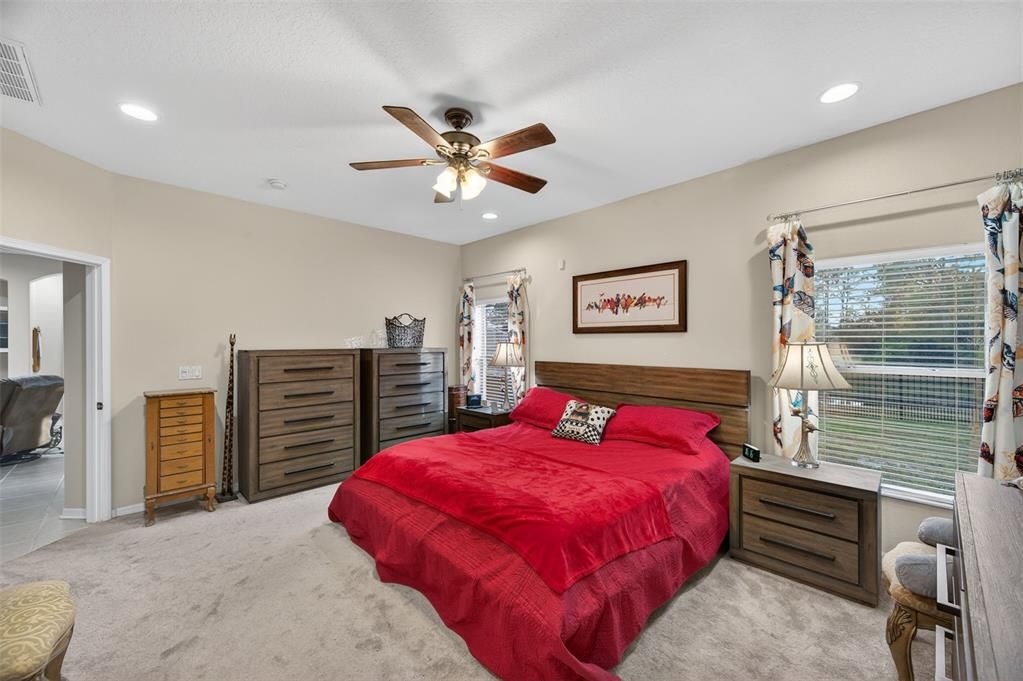 待售: $460,000 (4 贝兹, 3 浴室, 2655 平方英尺)