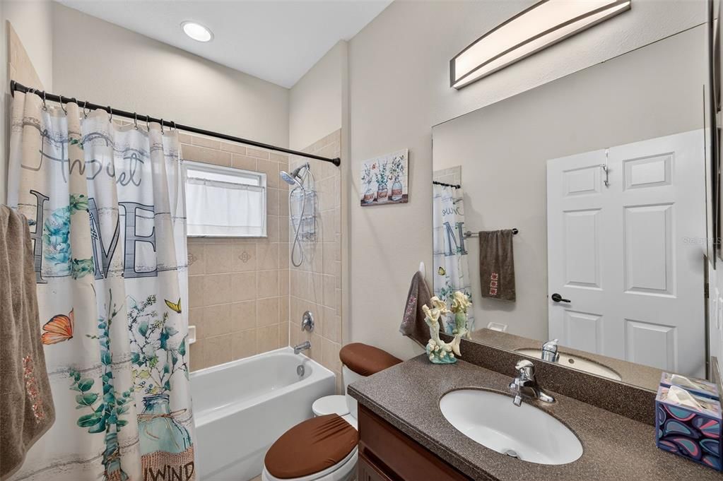 待售: $460,000 (4 贝兹, 3 浴室, 2655 平方英尺)