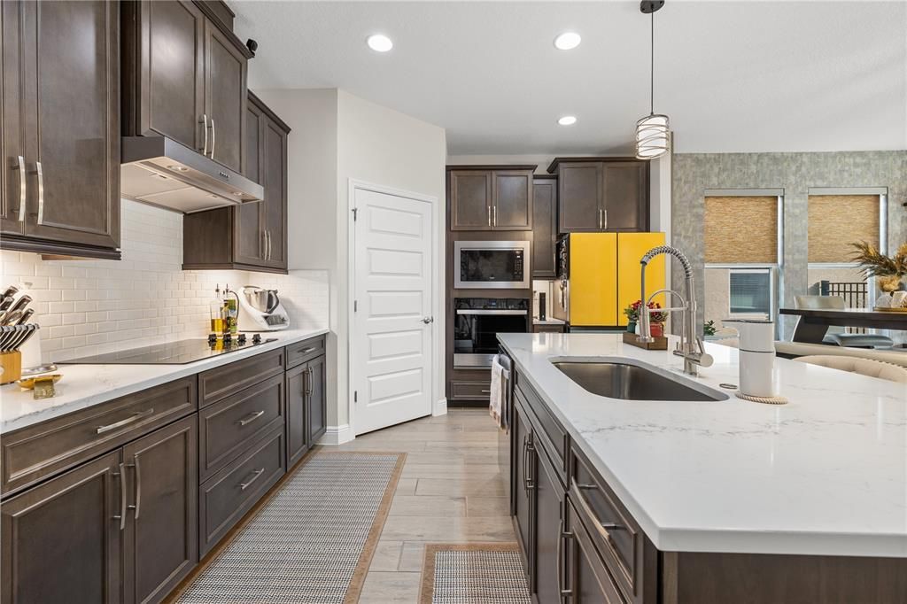 待售: $789,990 (4 贝兹, 3 浴室, 2924 平方英尺)