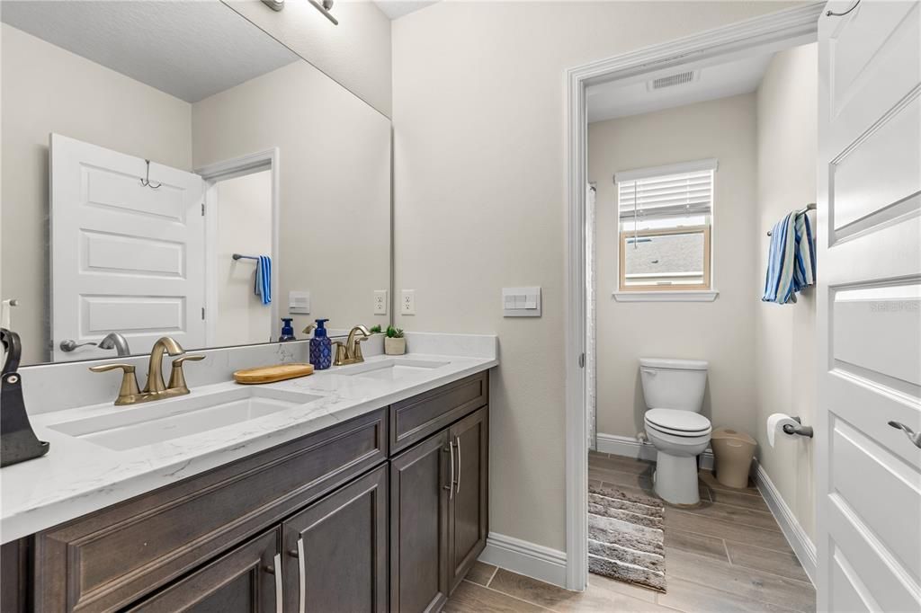 待售: $789,990 (4 贝兹, 3 浴室, 2924 平方英尺)