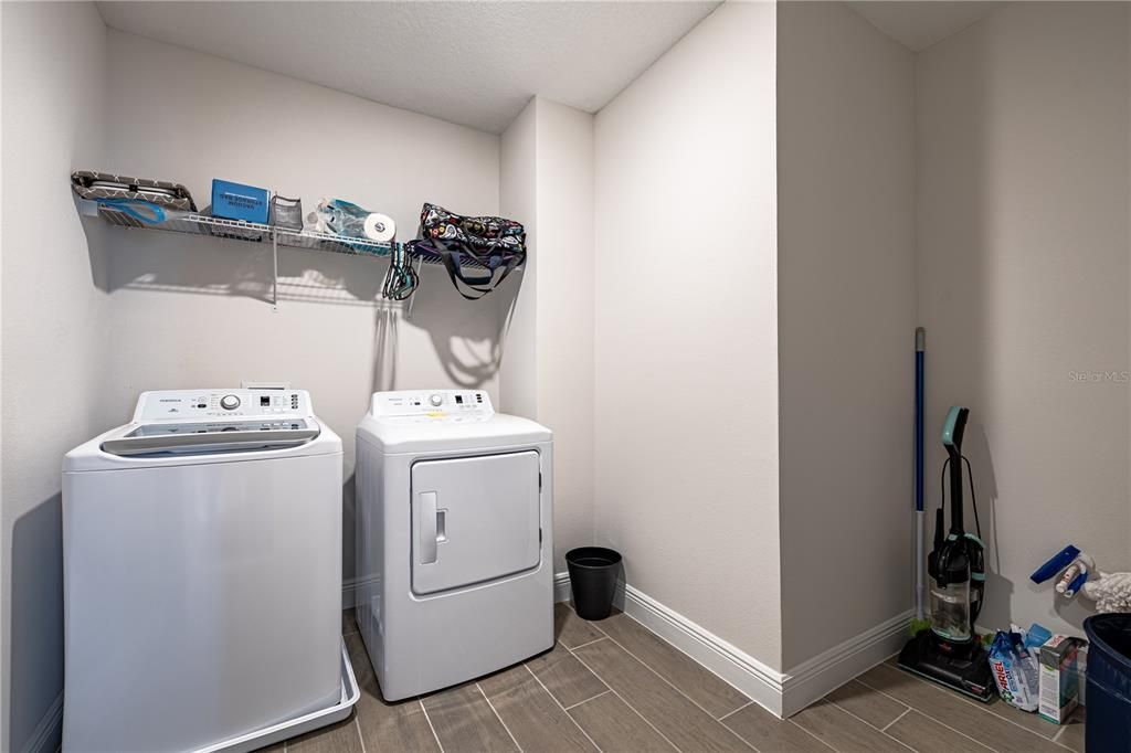 待售: $789,990 (4 贝兹, 3 浴室, 2924 平方英尺)