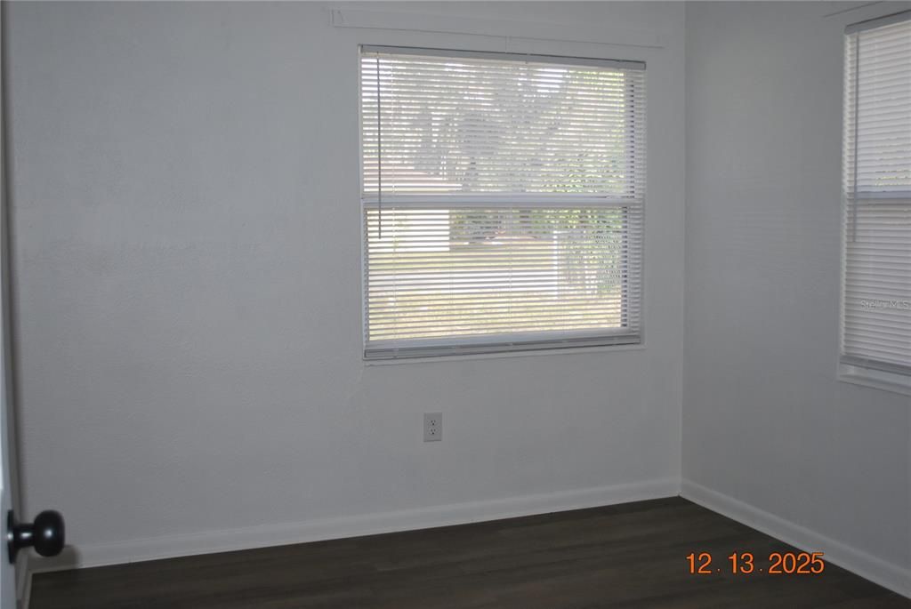 For Rent: $1,295 (2 beds, 1 baths, 1886 Square Feet)