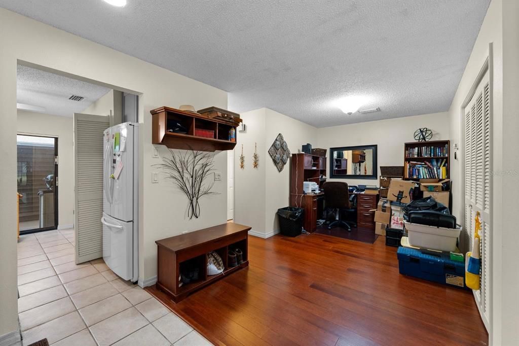 En Venta: $167,900 (2 camas, 2 baños, 1144 Pies cuadrados)