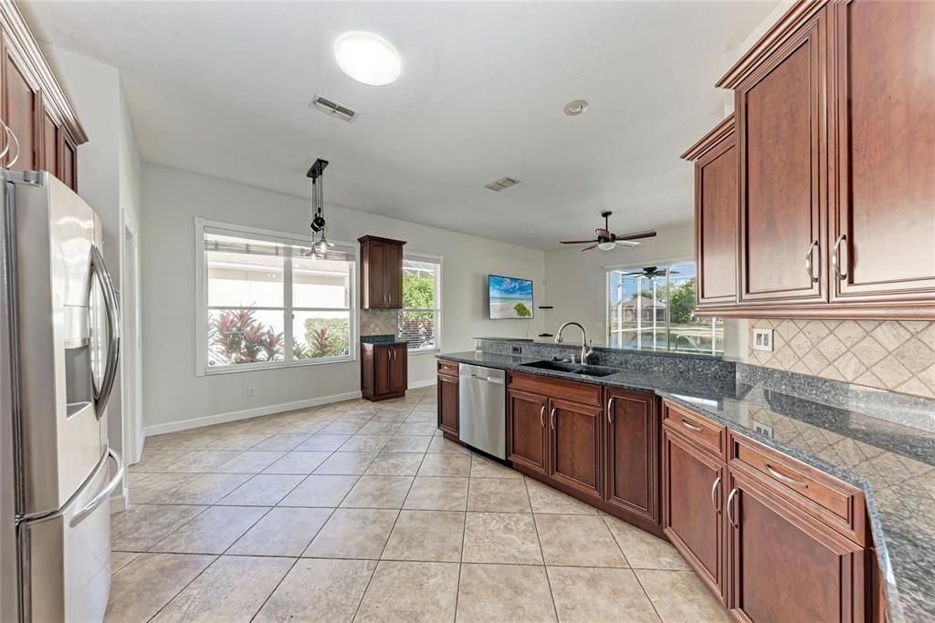 На продажу: $685,000 (3 спален, 2 ванн, 2284 Квадратных фут)