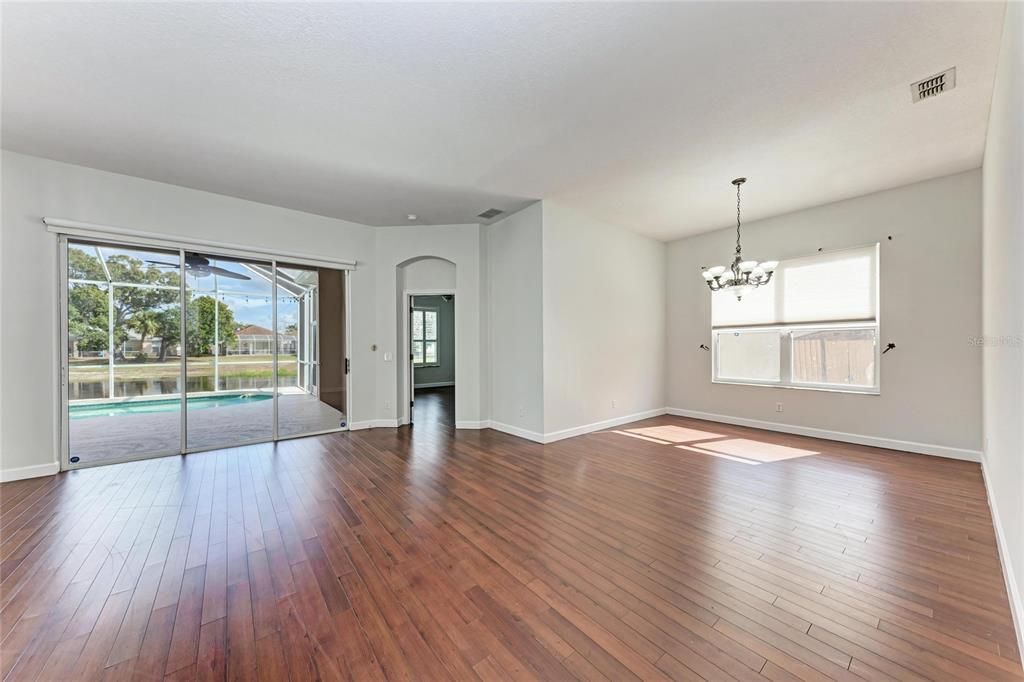 На продажу: $685,000 (3 спален, 2 ванн, 2284 Квадратных фут)