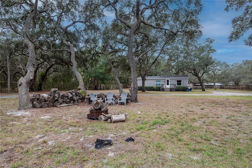 На продажу: $269,000 (2 спален, 2 ванн, 960 Квадратных фут)