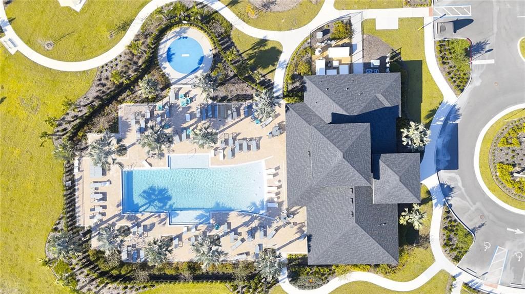 For Rent: $2,600 (4 beds, 2 baths, 1965 Square Feet)