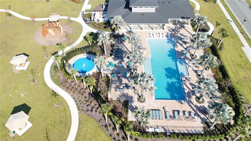 For Rent: $2,600 (4 beds, 2 baths, 1965 Square Feet)