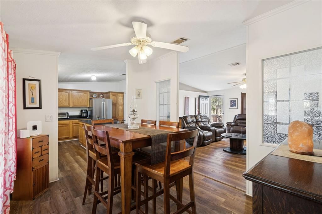 En Venta: $199,999 (3 camas, 2 baños, 1620 Pies cuadrados)