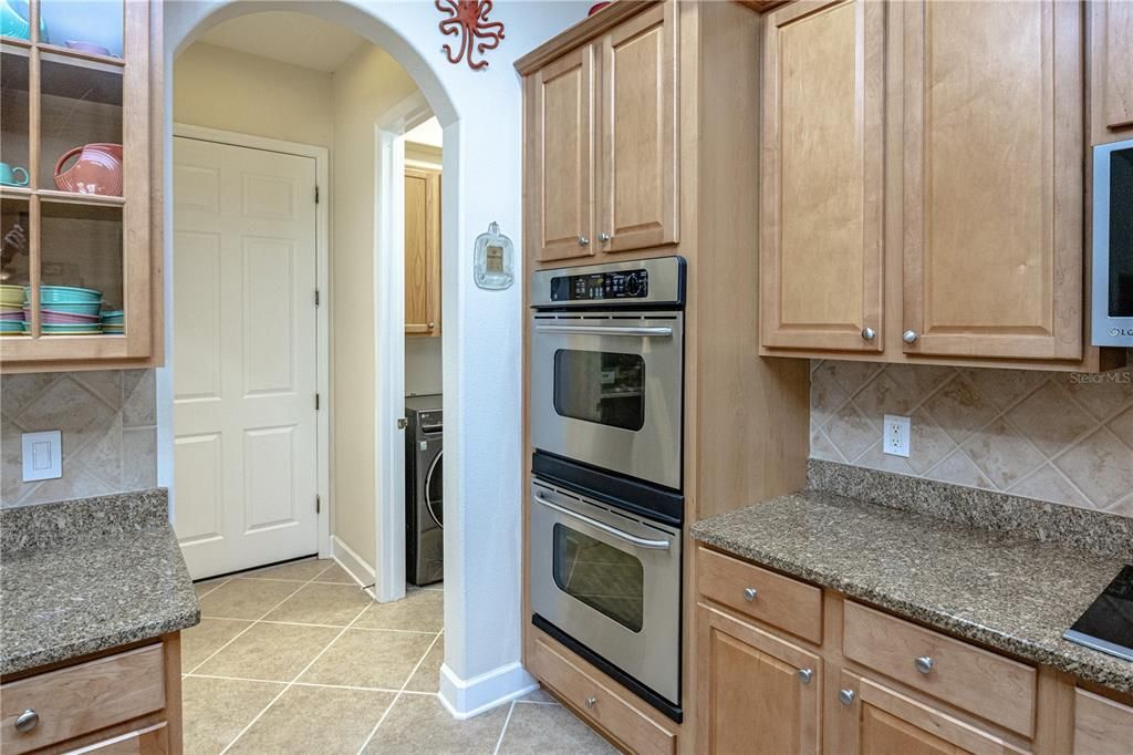 待售: $1,150,000 (4 贝兹, 3 浴室, 2799 平方英尺)