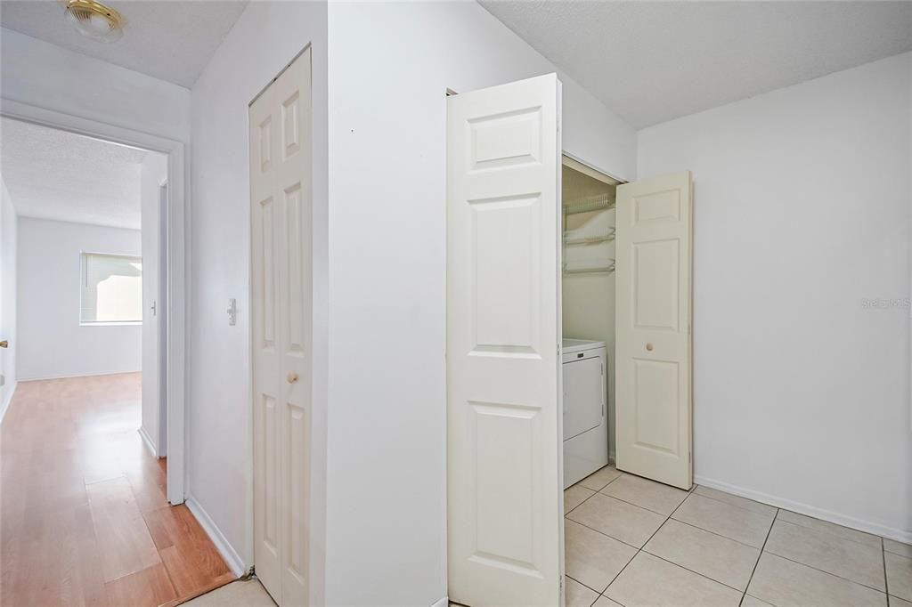 出租: $1,600 (2 贝兹, 2 浴室, 1126 平方英尺)