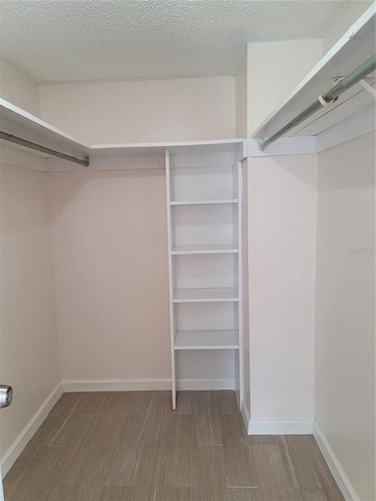 В аренду: $1,350 (1 спален, 1 ванн, 607 Квадратных фут)