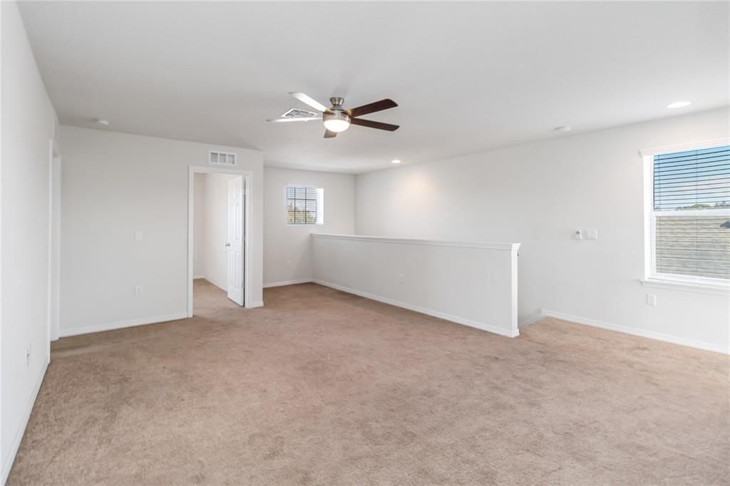 For Sale: $430,000 (4 beds, 3 baths, 2128 Square Feet)