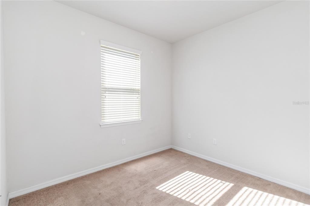 For Sale: $430,000 (4 beds, 3 baths, 2128 Square Feet)