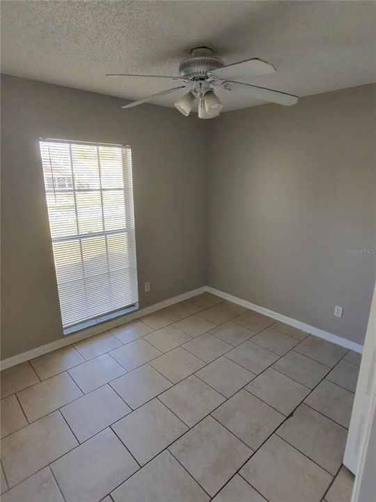 For Rent: $1,650 (3 beds, 2 baths, 1244 Square Feet)
