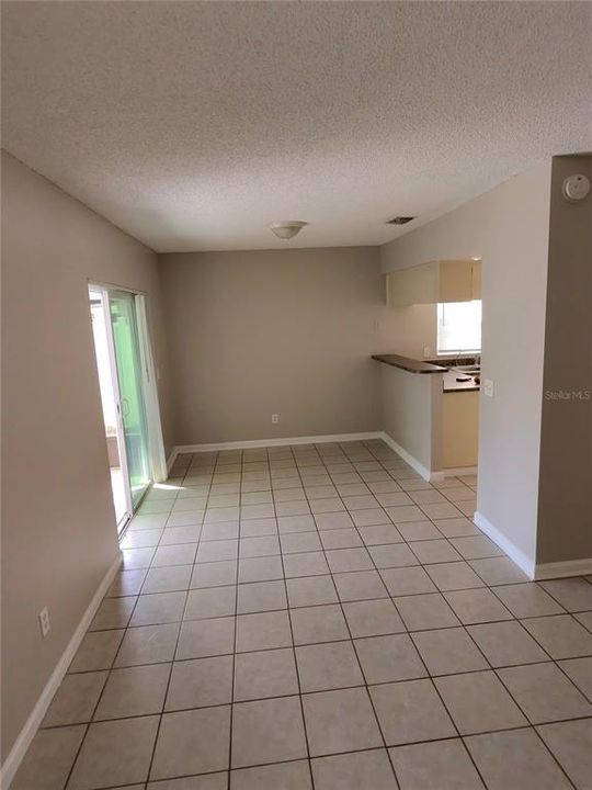 For Rent: $1,650 (3 beds, 2 baths, 1244 Square Feet)