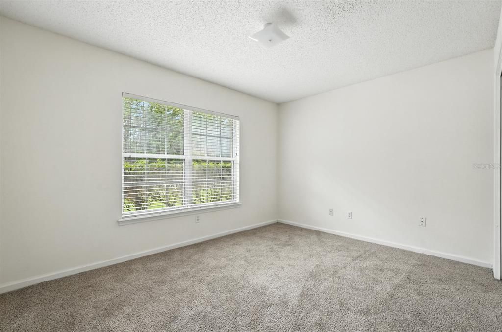 出租: $1,600 (3 贝兹, 2 浴室, 1295 平方英尺)