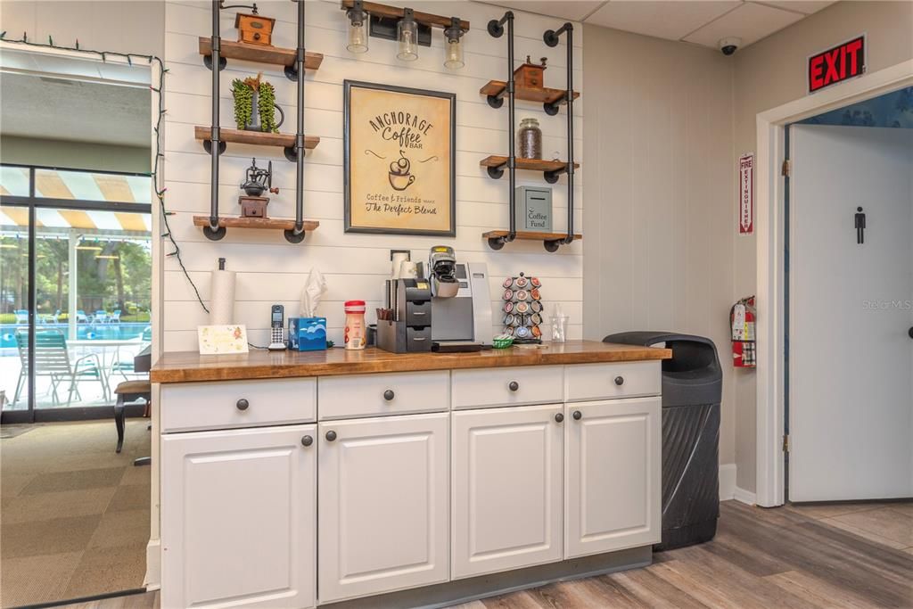 For Sale: $454,900 (2 beds, 2 baths, 1751 Square Feet)