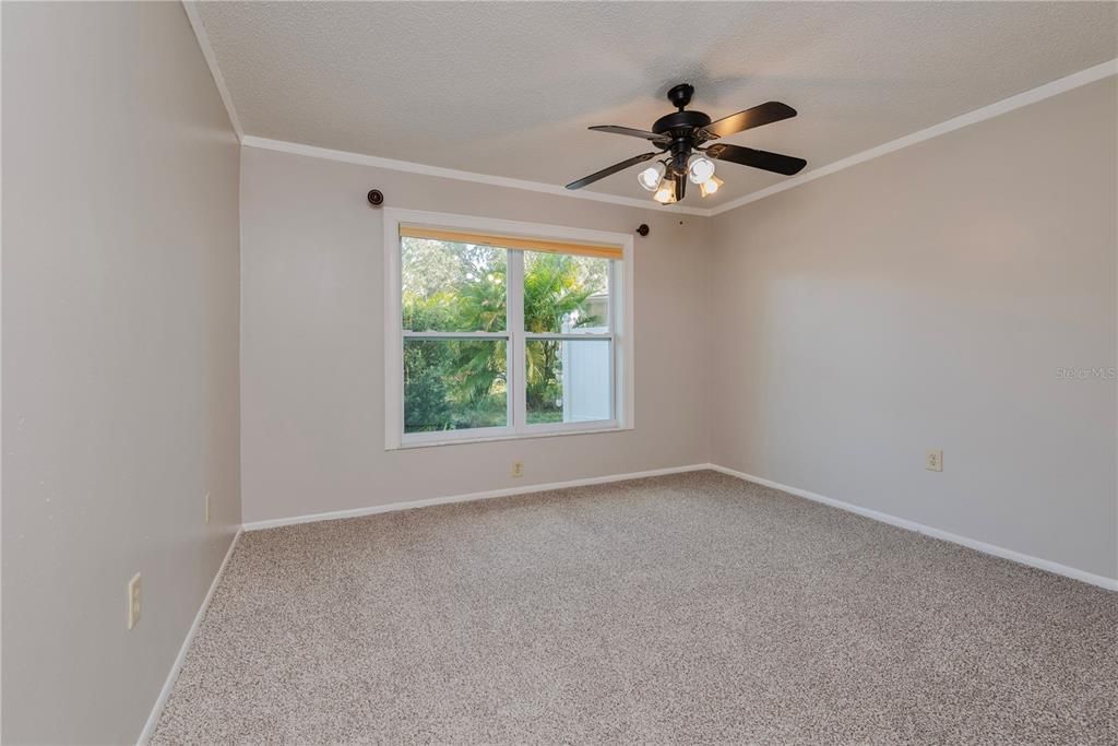 For Sale: $454,900 (2 beds, 2 baths, 1751 Square Feet)