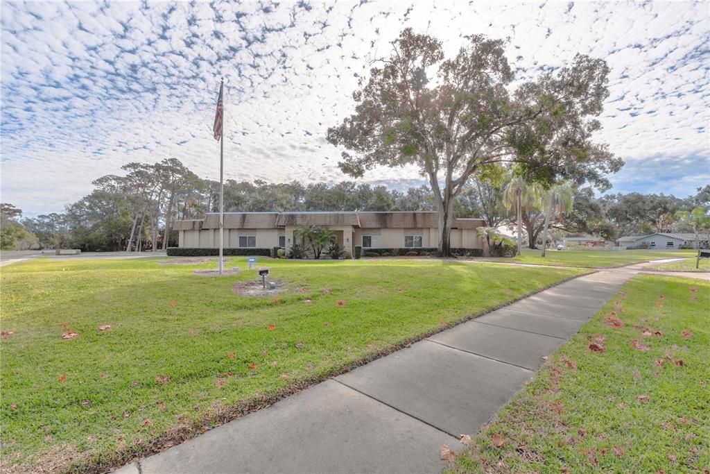 For Sale: $454,900 (2 beds, 2 baths, 1751 Square Feet)