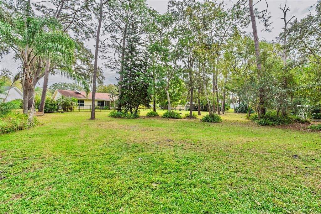 For Sale: $454,900 (2 beds, 2 baths, 1751 Square Feet)